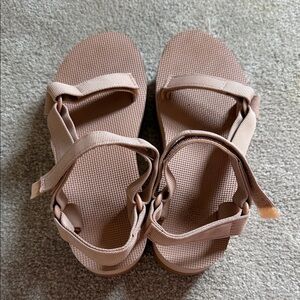 Women's teva Tan Sandals